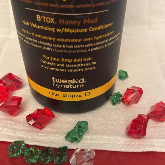 Tweaked Conditioner 33.8 Fl oz NWOT Honey Lux - Picture 2 of 3